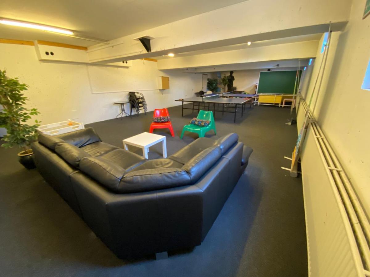 غريندستيد Family Rooms In The Center المظهر الخارجي الصورة
